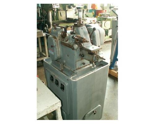 Automatische Abwälzfräsmaschine Fabr. MORAT Typ B 9 - Bild 1
