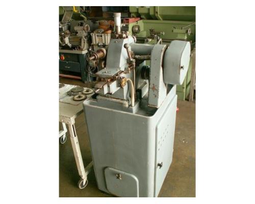 Automatische Abwälzfräsmaschine Fabr. MORAT Typ B 9 - Bild 3