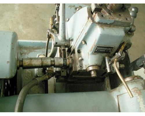Automatische Abwälzfräsmaschine Fabr. MORAT Typ B 9 - Bild 5