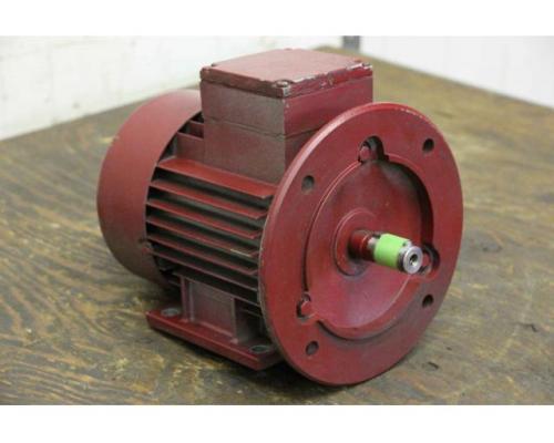 Elektromotor 0,55 kW 890 U/min von MEZ – 4AP80-4S - Bild 2