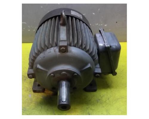 Elektromotor 1,25/4,2 kW 970/1460 U/min von Loher – A132SA-V6/4 - Bild 3