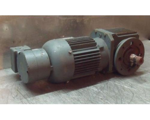 Getriebemotor 0,55 kW 63 U/min von BAUER – BK10-71V - Bild 1