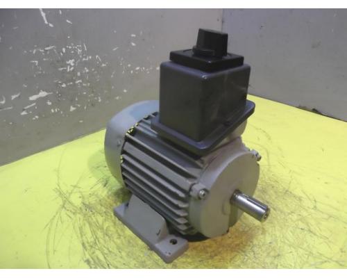 Elektromotor 0,55 kW 1380 U/min von VEM – KMER 80 K4 - Bild 2