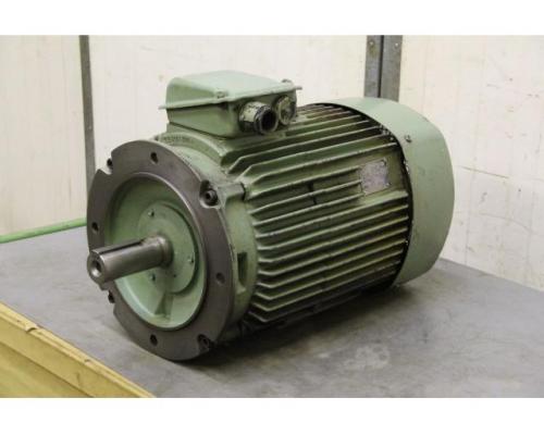 Elektromotor 22 kW 1465 U/min von VEM – KMER180L4ACP - Bild 1