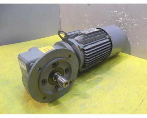 Getriebemotor 0,55 kW 104 U/min von SEW Eurodrive – SF32 DT80K4BMG - Bild 1