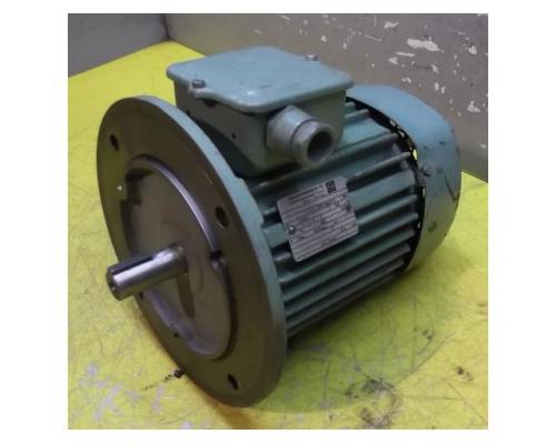 Elektromotor 0,55 kW 1380 U/min von VEM – KPER80K4 - Bild 1