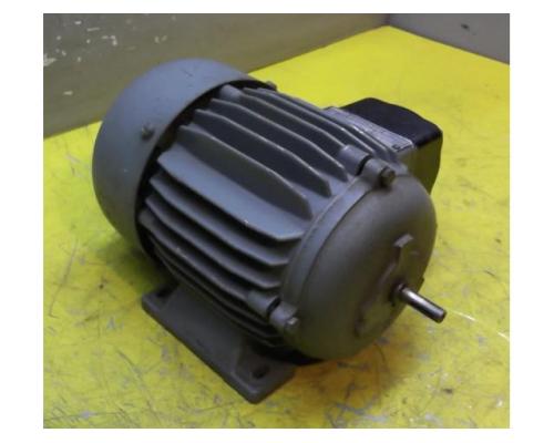 Elektromotor 0,25 kW 1380 U/min von HEW – R71K/4 - Bild 2