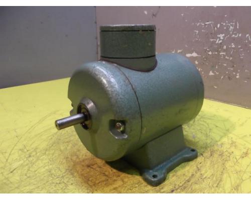 Elektromotor 0,22 kW 2880 U/min von VEB – DM 120/60,5236/1 - Bild 1