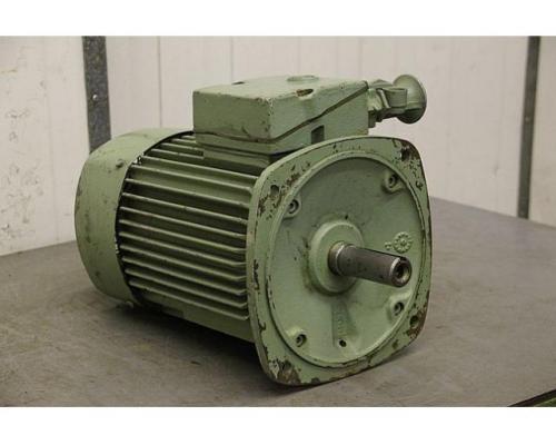 Elektromotor 1,8 kW 705 U/min von VEM – KMR 112M8 A - Bild 2