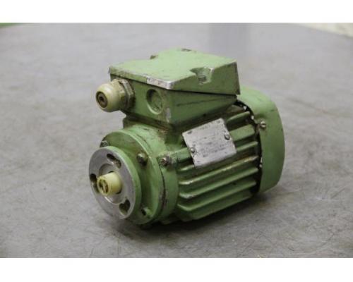 Elektromotor 0,12 kW 1360 U/min von VEB – KMER63K4 - Bild 1