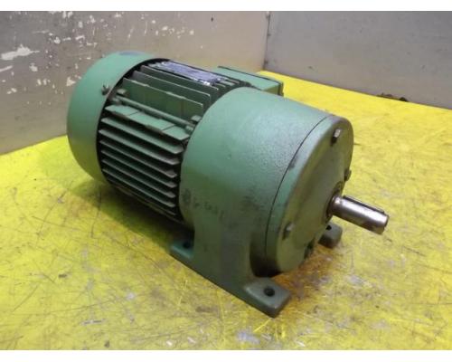 Getriebemotor 0,37 kW 126 U/min von SEW Eurodrive – R30DT71D4 - Bild 2