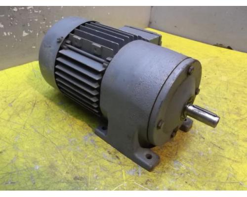 Getriebemotor 0,25 kW 108 U/min von SEW Eurodrive – R30DT71C4 - Bild 2