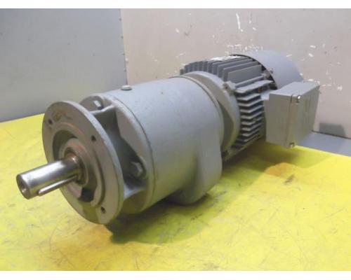 Getriebemotor 1,1 kW 57 U/min von SEW EURODRIVE – RF60DT90S4BN - Bild 1