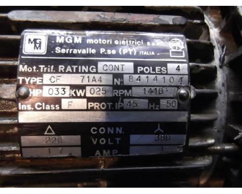 Getriebemotor 0,25 kW 28 U/min von MGM – CF71A4 - Bild 5