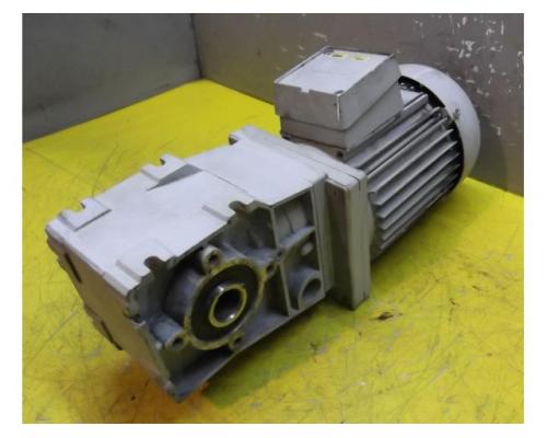 Getriebemotor 0,75 kW 194 U/min von Lenze – MDXMA1M080-32 - Bild 1