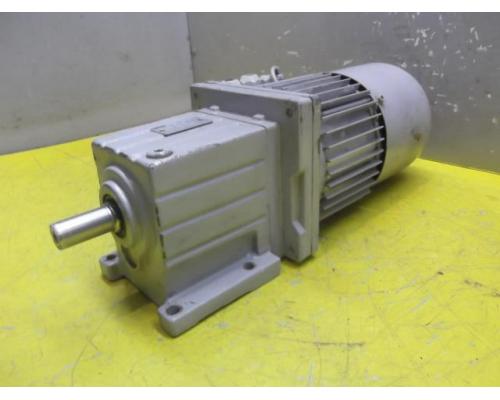 Getriebemotor 0,55 kW 852 U/min von Lenze – MDXMA42M071-31 - Bild 1