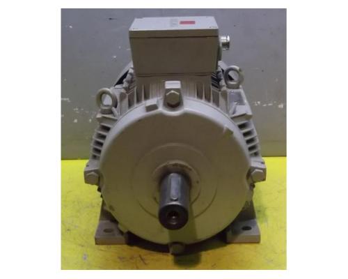 Elektromotor 2,1/7 kW 930/1450 U/min von Siemens – IEC132M IMB3 - Bild 3