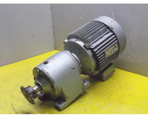 Getriebemotor 0,48/0,75 kW 84/128 U/min von SEW Eurodrive – R40DT90L6-4 - Bild 2