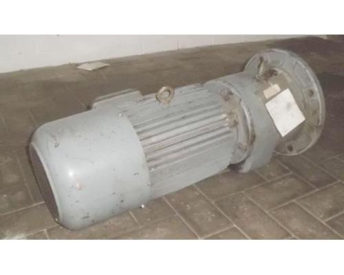 Getriebemotor 2,2/5,5 kW 36/144 U/min von SEW – RF83WD132ML-8-2BS/HL/TF - Bild 1