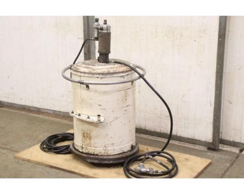Fettpresse pneumatisch von unbekannt – Behälterinhalt 100 Liter - Bild 1