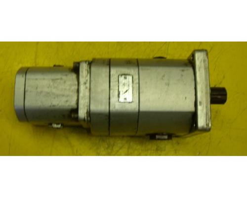 Doppelte Hydraulikpumpe von Orsta – C40-3L TGL10859 - Bild 3