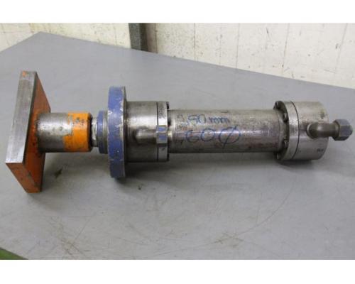 Hydraulikzylinder von unbekannt – Hub 250 mm - Bild 2