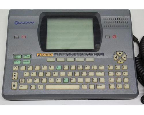 Bordcomputer von Qualcomm – CV90-52689-12 - Bild 3