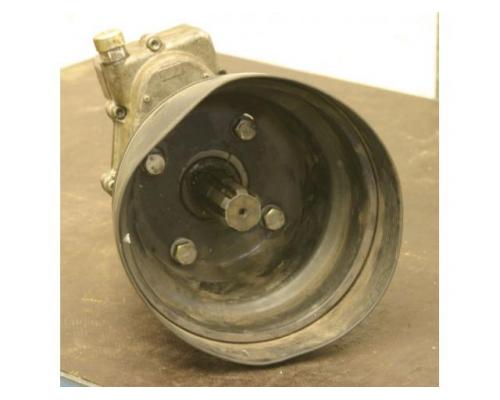 Zapfwellengetriebe 1:4 von BYPY – für Hydraulikpumpe - Bild 2