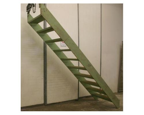 Stahltreppe von Stahl – Höhe 2600 mm - Bild 2