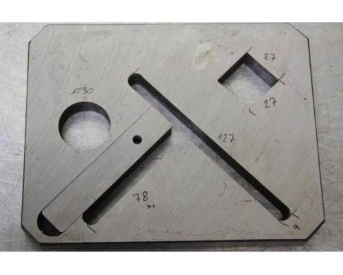 Scherwerkzeug von Mubea – für T-Stahl Rund Vierkant - Bild 4