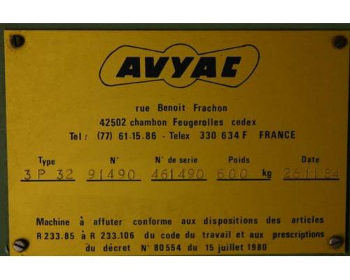 Bohrerschleifmaschine von AVYAC – Typ 3P 32 - Bild 9