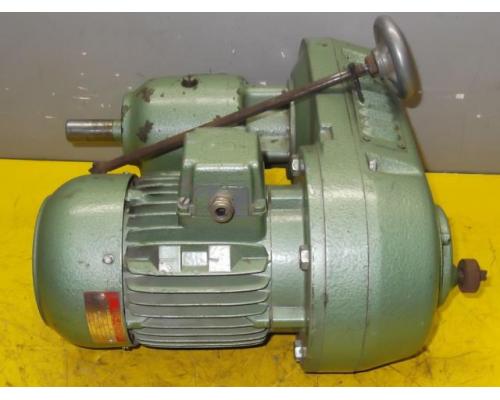 regelbarer Getriebemotor 0,75 kW 21-118 U/min von Lenze – 155-ZNA0-80-4 - Bild 2