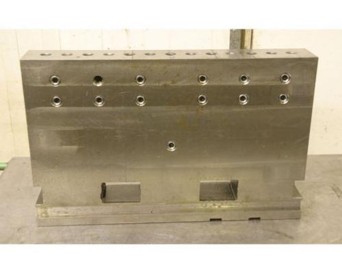 Aufspannplatte Fräsauflage von unbekannt – 700/107/H440 mm - Bild 2