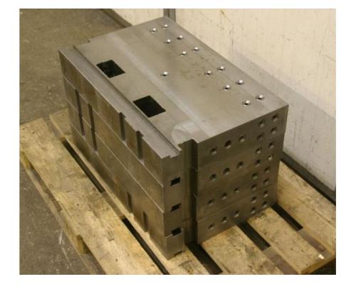 Aufspannplatte Fräsauflage von unbekannt – 700/107/H440 mm - Bild 4