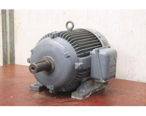 Elektromotor 15 kW 1460 U/min von Loher – eA 180 MA-4  Ex-geschützt - Bild 1
