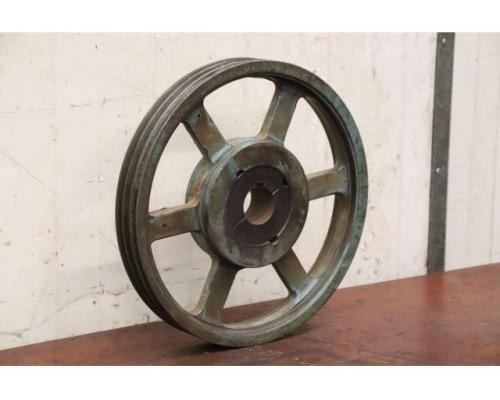 Keilriemenscheibe 3-rillig von Guss – SPA 355×3  (13 mm) - Bild 2