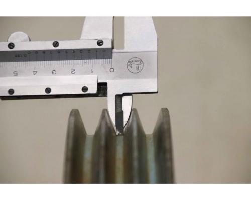 Keilriemenscheibe 3-rillig von Guss – SPA 355×3  (13 mm) - Bild 5