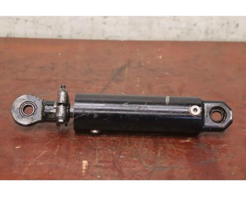 Hydraulikzylinder von Still – Hub 250 mm  EFG 1.5/5004 - Bild 3