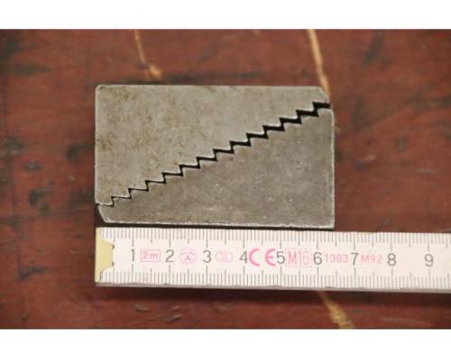 Universal Spannunterlage-Satz im Holzkasten von AMF – AMF 6500 H Breite 30 mm - Bild 6