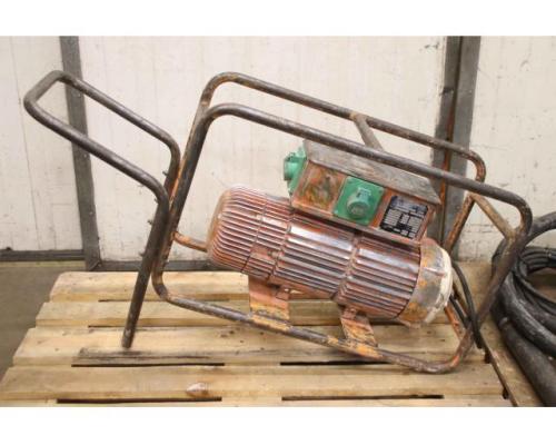 Flaschenrüttler mit 2 Rüttelflaschen von Wacker – FU-4/200SW - Bild 4