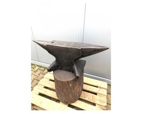 Amboss mit Unterbau - Bild 3