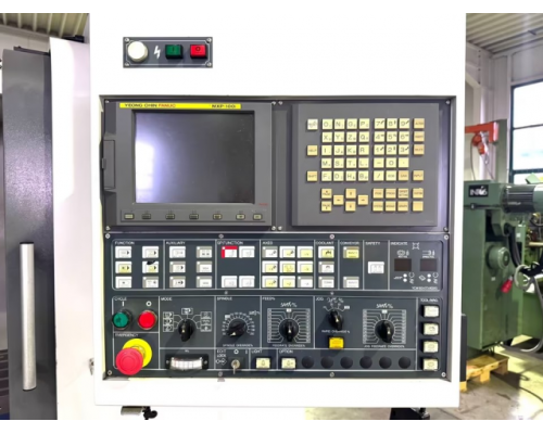 Vertikal Bearbeitungszentrum YCM XV 1250 A - Fanuc MPX 100 i Steuerung - Bild 2