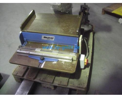 Bickel 30-50 Nut- und Perforiermaschine