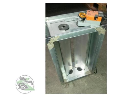 Absaugteile-Klappe motorisch