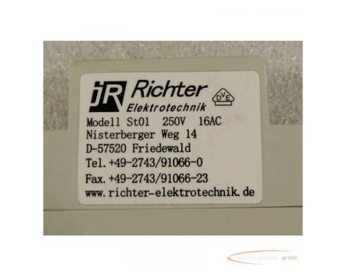 Richter Modell St01 Reihenbausteckdose 250 V 16 AC Clips für Hutschienenmontage Höhe 60 mm - Bild 4