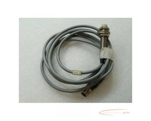 Carlo Gavazzi EI1204PP0SL Induktiver Sensor UB 10 - 40 VDC 0 , 2 A mit 2 m Kabel - Bild 1