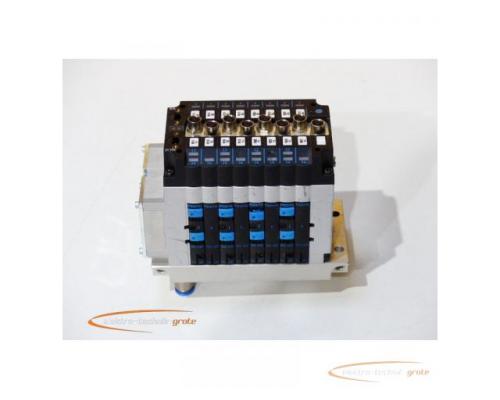 Festo komplette Ventilinseleinheit mit 4 Magnetventilen Elektrik-Anschaltung und Multipol - Bild 1