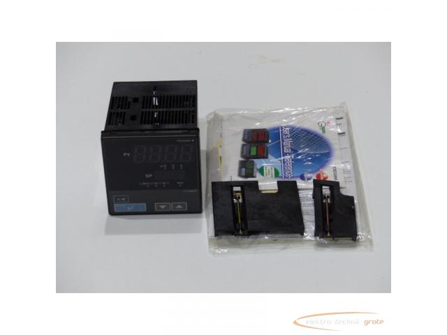 Yokogawa UT351-01 Digital Indicating Controller SN:T1DB04657 > ungebraucht! - 1
