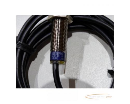 Telemecanique XS612B1PBL2 Induktiver Sensor - Bild 2