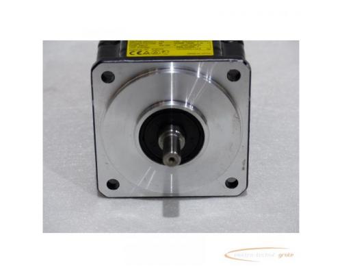 Fanuc A06B-2062-B403 AC Servo Motor SN:C175F2B63 - Bild 3